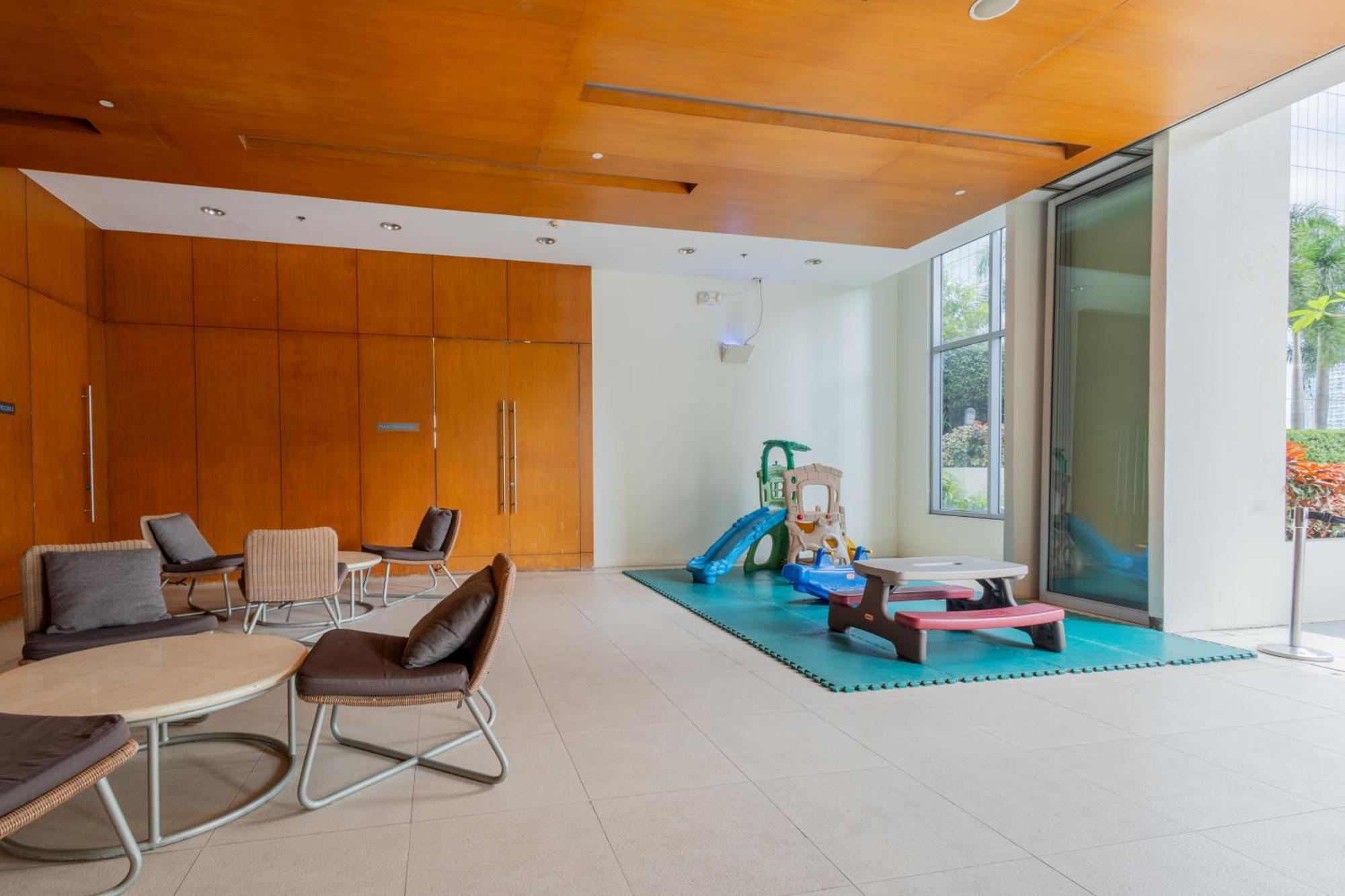 New 2Br Of 86Sqm With Parking & Netflix In Bgc Apartment มะนิลา ภายนอก รูปภาพ